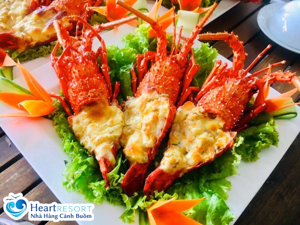 Những món ăn được yêu thích tại Nhà Hàng Cánh Buồm